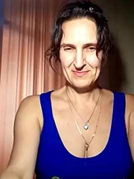 Snapshot of Alene_Lorrie chatting on July 10, 2026, 3:34 pm Alene Lorrie online show from July 10, 2026, 3:34 pm