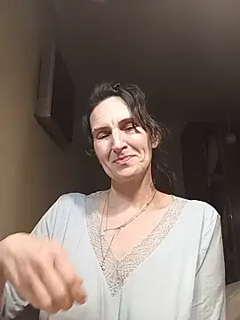 Snapshot of Alene_Lorrie chatting on June 1, 2026, 9:58 pm Alene Lorrie online show from June 1, 2026, 9:58 pm