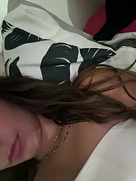 Snapshot of Candy_lyx chatting on July 11, 2026, 6:41 pm Candy lyx online show from July 11, 2026, 6:41 pm
