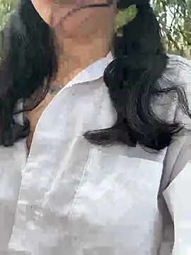 Snapshot of is_petite chatting on June 24, 2026, 6:28 pm is petite online show from June 24, 2026, 6:28 pm