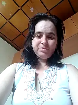 Snapshot of AniaCool77 chatting on June 1, 2026, 11:32 am AniaCool77 online show from June 1, 2026, 11:32 am