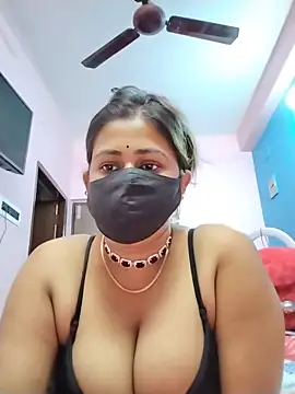 sreyashidas505 online show from June 18, 2026, 1:16 pm