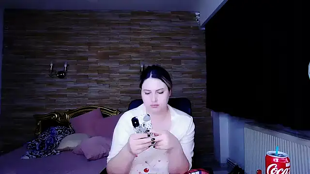 Snapshot of MiraHaze chatting on January 16, 2025, 10:12 pm MiraHaze online show from January 16, 2025, 10:12 pm