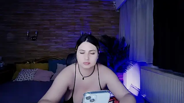 Snapshot of MiraHaze chatting on February 27, 2025, 10:42 pm MiraHaze online show from February 27, 2025, 10:42 pm