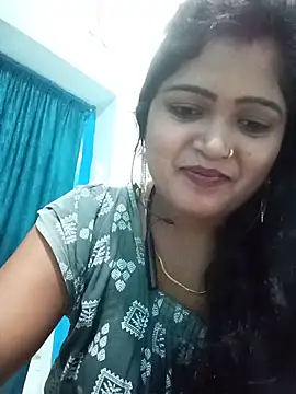 Snapshot of Raginilove chatting on May 23, 2026, 5:34 pm Raginilove online show from May 23, 2026, 5:34 pm