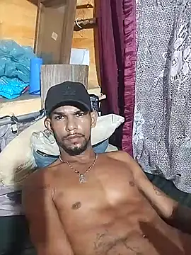 40Morenorjmodelo online show from May 21, 2026, 9:06 am