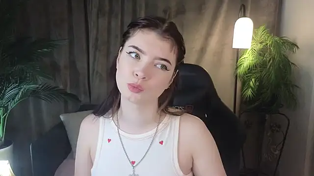 Snapshot of MelissaMay__ chatting on May 22, 2026, 10:08 pm MelissaMay online show from May 22, 2026, 10:08 pm