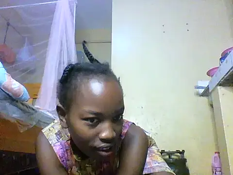 Snapshot of aliana082169 chatting on June 21, 2026, 9:48 am aliana082169 online show from June 21, 2026, 9:48 am