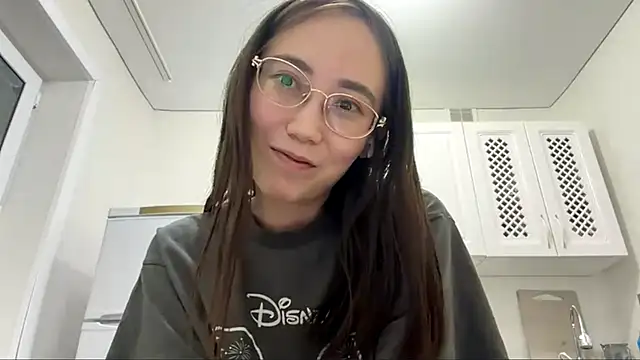 Snapshot of VickieTrudo chatting on June 21, 2026, 9:20 pm VickieTrudo online show from June 21, 2026, 9:20 pm