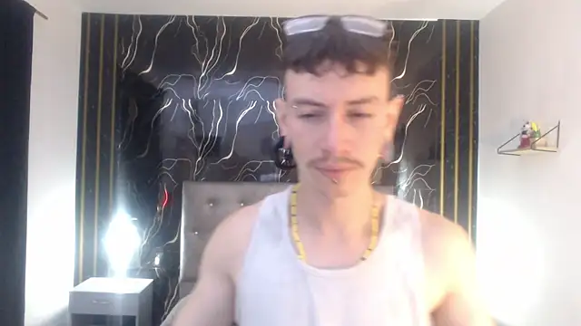 Snapshot of Ryan_Owenss chatting on July 4, 2026, 3:57 am Ryan Owenss online show from July 4, 2026, 3:57 am