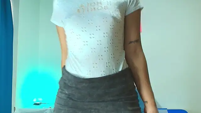 Snapshot of ashley_blazze chatting on June 20, 2026, 11:37 am ashley blazze online show from June 20, 2026, 11:37 am