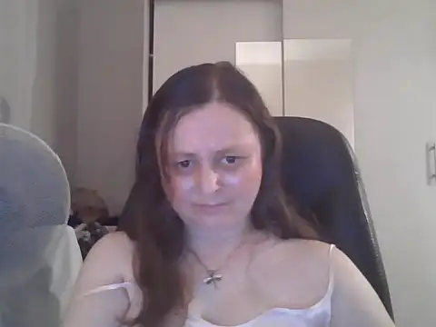 Snapshot of TaylorLovely chatting on June 27, 2026, 8:04 pm TaylorLovely online show from June 27, 2026, 8:04 pm