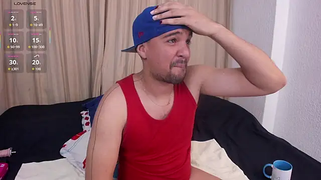 Snapshot of max_ed chatting on May 29, 2026, 4:29 am max ed online show from May 29, 2026, 4:29 am