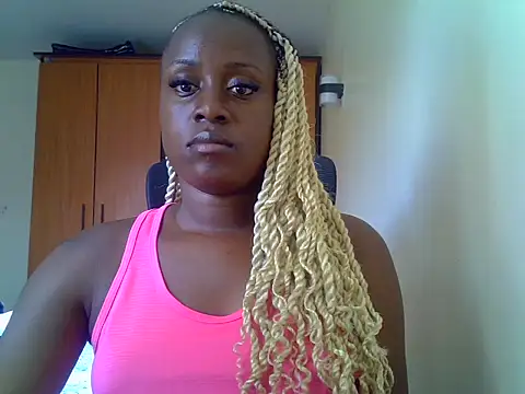Snapshot of slimshazie chatting on May 22, 2026, 8:34 am slimshazie online show from May 22, 2026, 8:34 am