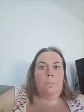 Snapshot of chattedebretagne chatting on June 27, 2026, 7:09 pm chattedebretagne online show from June 27, 2026, 7:09 pm