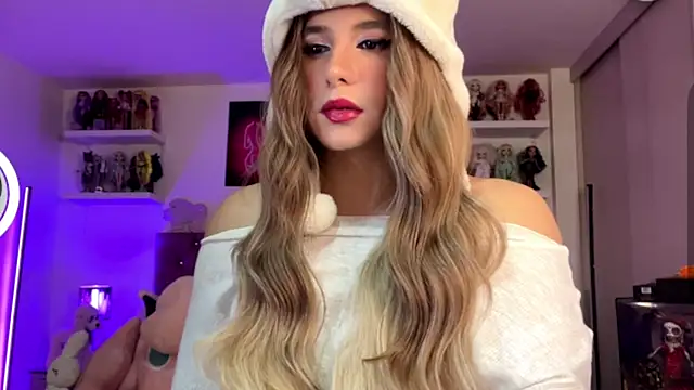Snapshot of goldenangel_4u chatting on May 23, 2026, 4:55 am goldenangel 4u online show from May 23, 2026, 4:55 am