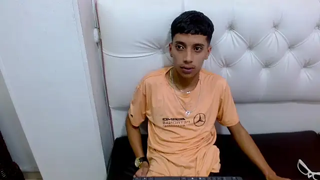 jl brayan12 online show from June 20, 2026, 7:35 am