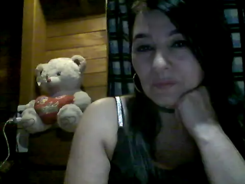 Snapshot of Anlly_garcia002 chatting on May 25, 2026, 3:50 am Anlly garcia002 online show from May 25, 2026, 3:50 am
