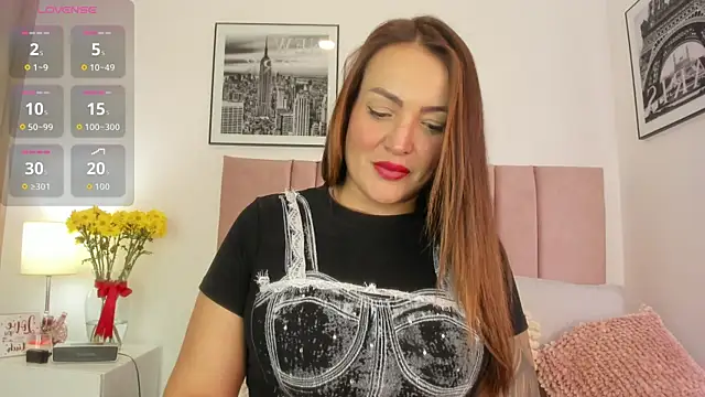 Snapshot of Michelle09_ chatting on June 10, 2026, 9:05 pm Michelle09 online show from June 10, 2026, 9:05 pm