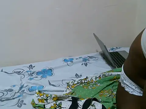 Snapshot of kinky_nymo chatting on May 23, 2026, 12:26 pm kinky nymo online show from May 23, 2026, 12:26 pm