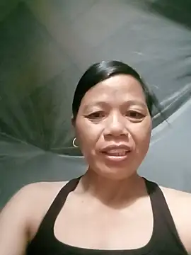Snapshot of Elfledaa chatting on June 25, 2026, 9:42 pm Elfledaa online show from June 25, 2026, 9:42 pm