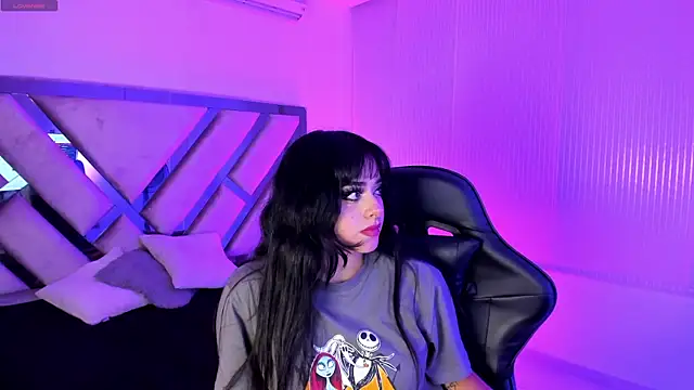 Snapshot of Elena_Tylor chatting on July 13, 2026, 1:05 am Elena Tylor online show from July 13, 2026, 1:05 am