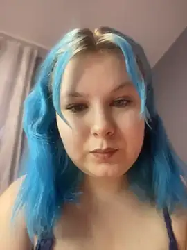 Snapshot of Stefani_Art chatting on June 26, 2026, 9:53 pm Stefani Art online show from June 26, 2026, 9:53 pm