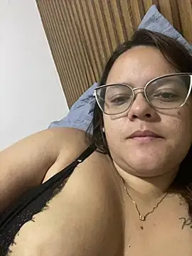 Snapshot of Laryssinha_69 chatting on July 9, 2026, 12:37 pm Laryssinha 69 online show from July 9, 2026, 12:37 pm