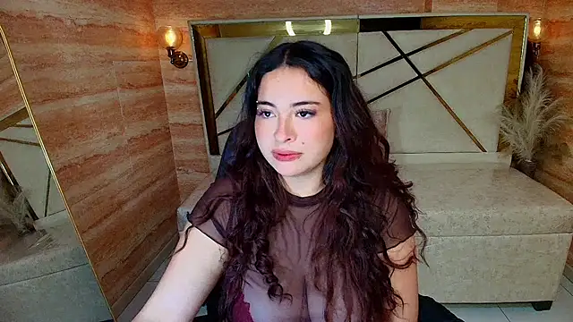 Kiara Moon r online show from July 15, 2026, 3:24 am