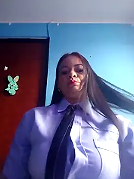 Snapshot of MONSERRAT_ETHAN chatting on June 4, 2026, 12:43 pm MONSERRAT ETHAN online show from June 4, 2026, 12:43 pm