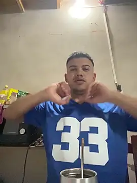 Snapshot of dariorivero10 chatting on May 22, 2026, 9:46 pm dariorivero10 online show from May 22, 2026, 9:46 pm