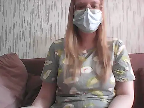 Snapshot of DefacedPose chatting on May 28, 2026, 10:00 am DefacedPose online show from May 28, 2026, 10:00 am