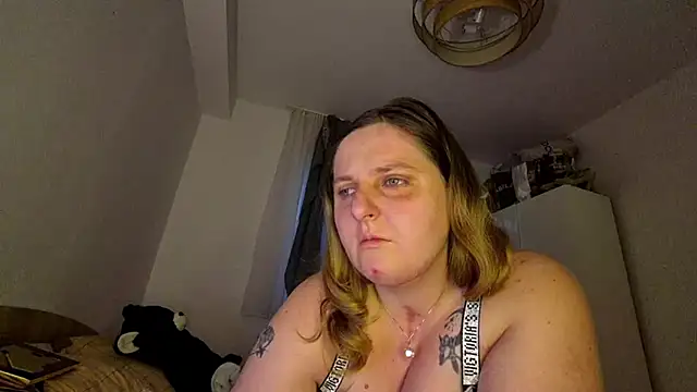 JessicaBake online show from June 30, 2026, 2:33 am