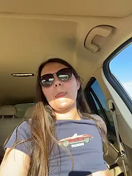BrunetteNymph online show from May 24, 2026, 3:56 pm