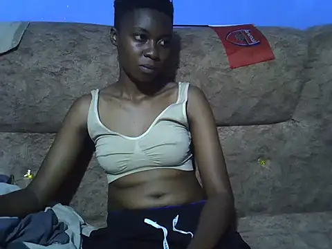Snapshot of prettyy_joy chatting on May 27, 2026, 6:48 pm prettyy joy online show from May 27, 2026, 6:48 pm