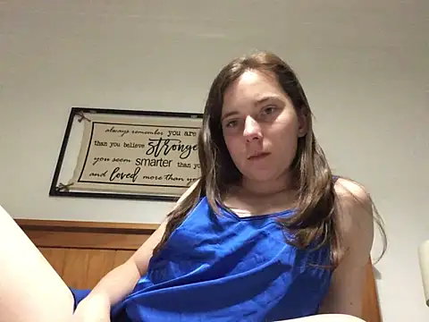 Snapshot of Maisie_01 chatting on June 4, 2026, 7:51 pm Maisie 01 online show from June 4, 2026, 7:51 pm