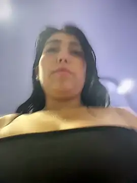 Snapshot of Antonellax__ chatting on June 10, 2026, 11:22 am Antonellax online show from June 10, 2026, 11:22 am