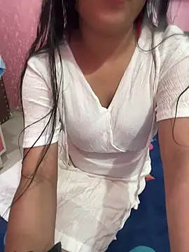Snapshot of Aalya_B chatting on August 7, 2026, 7:36 am Aalya B online show from August 7, 2026, 7:36 am