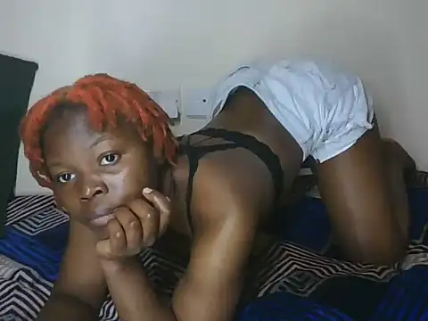 Snapshot of Aura_desire chatting on June 7, 2026, 5:07 pm Aura desire online show from June 7, 2026, 5:07 pm