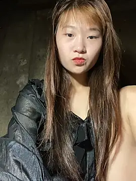 Malin k9 online show from May 25, 2026, 11:36 pm