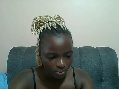 Snapshot of Beauty-Anka chatting on July 10, 2026, 6:02 am Beauty-Anka online show from July 10, 2026, 6:02 am