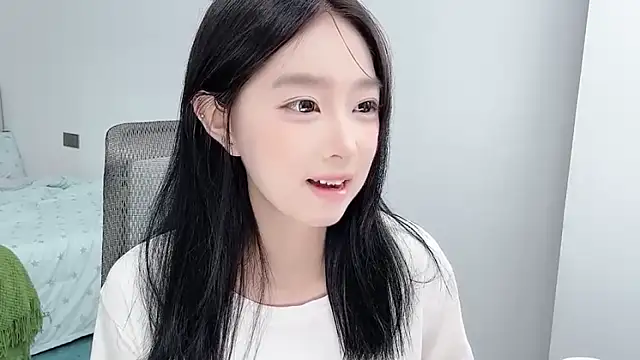 Yoyo33355 online show from July 1, 2026, 3:51 am