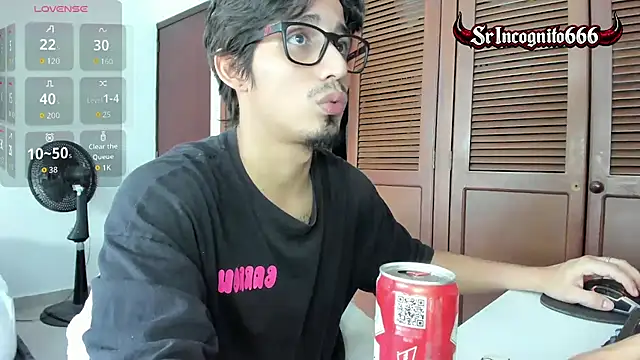 SrIncognito666 online show from July 17, 2026, 5:43 pm