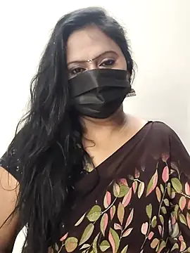 Snapshot of Meera_mia chatting on June 17, 2026, 7:30 am Meera mia online show from June 17, 2026, 7:30 am