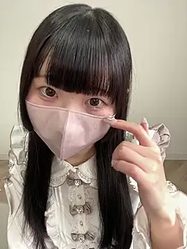 Reina 0129 online show from June 18, 2026, 6:56 am