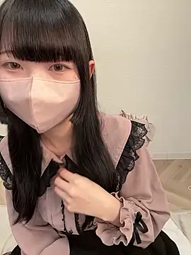 Reina 0129 online show from May 29, 2026, 9:37 am