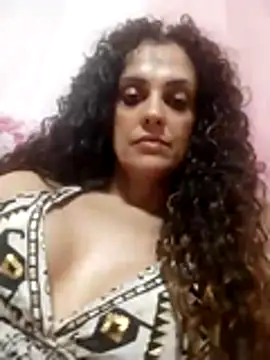 angelaxxx83 online show from August 1, 2026, 5:33 pm