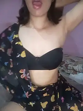 Snapshot of Noughty_girl00 chatting on July 9, 2026, 6:25 am Noughty girl00 online show from July 9, 2026, 6:25 am