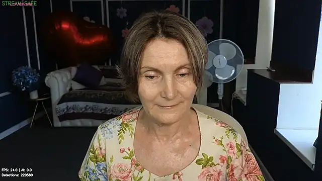 Snapshot of Mabel_Magic chatting on June 15, 2026, 12:16 pm Mabel Magic online show from June 15, 2026, 12:16 pm