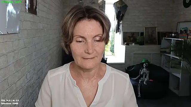 Snapshot of Mabel_Magic chatting on July 15, 2026, 12:34 pm Mabel Magic online show from July 15, 2026, 12:34 pm